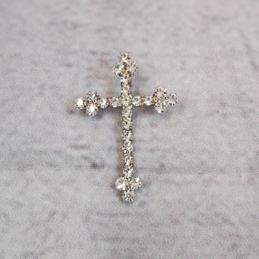 Spoontiques Rhinestone Cross Brooch